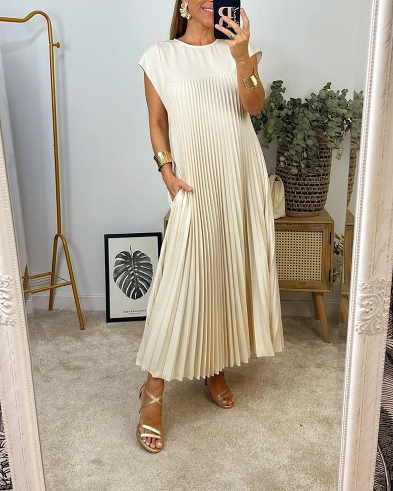 Sleeveless pleated simple solid color dress