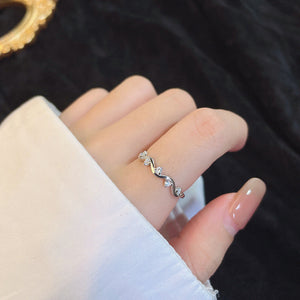 Women Crystal fashionable ring