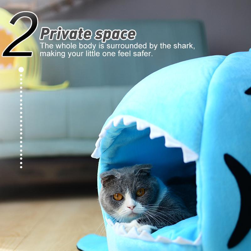 Shark-shaped Pet Bed