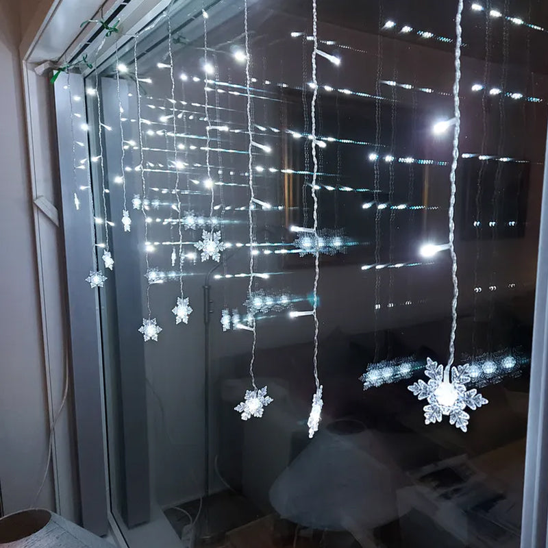 LED Snowflake Curtain Light