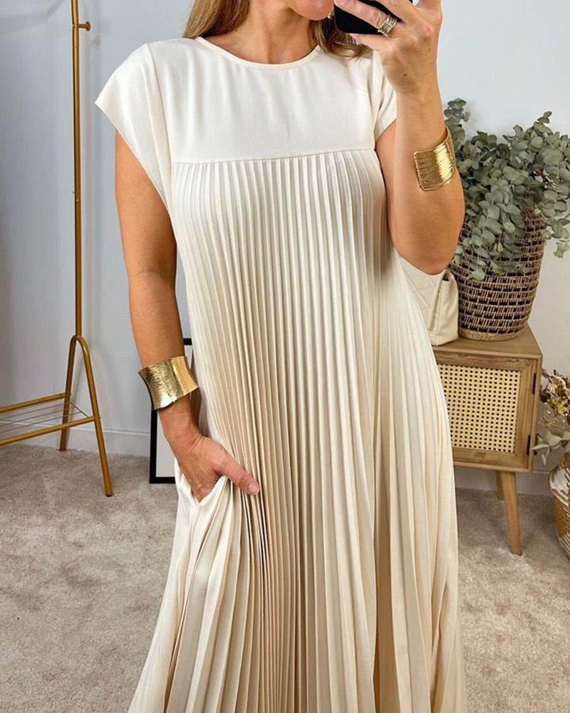 Sleeveless pleated simple solid color dress